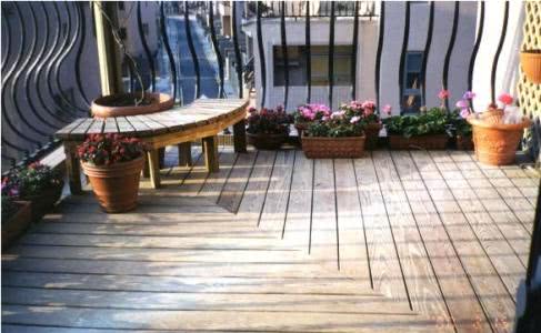 陽(yáng)臺(tái)裝修別再傻傻地鋪瓷磚啦,現(xiàn)在都流行這樣做,既實(shí)惠又養(yǎng)生