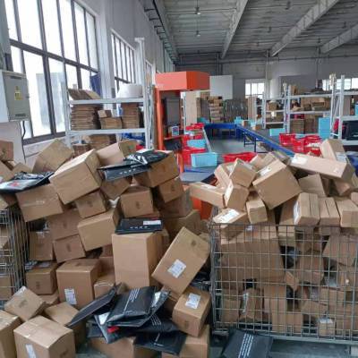 上海倉(cāng)儲(chǔ)外包服務(wù) 現(xiàn)代物流倉(cāng)儲(chǔ)解決方案助力企業(yè)高效運(yùn)營(yíng)